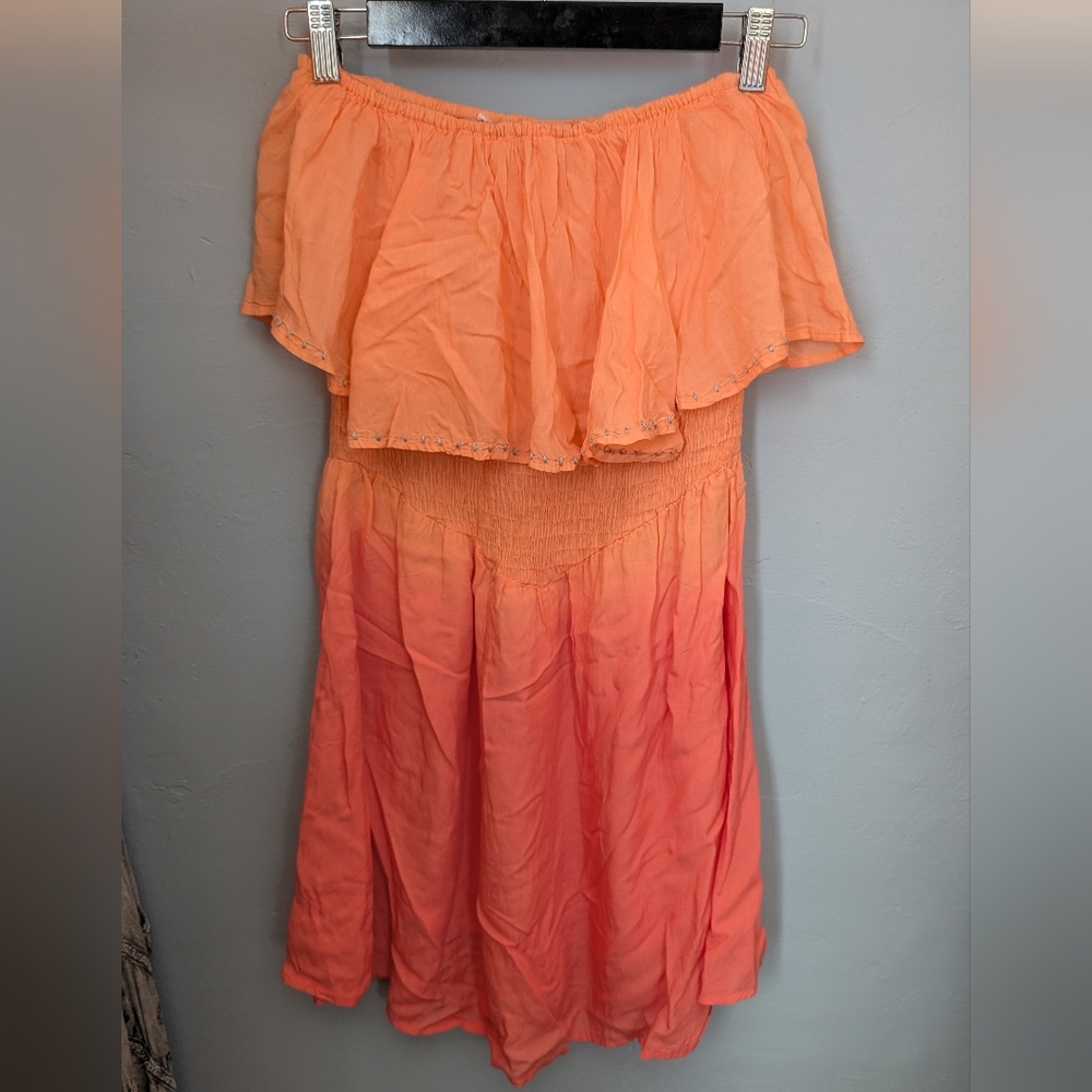 🆕 Yak + Yeti Ombre Peach Strapless Shirred Sundress
